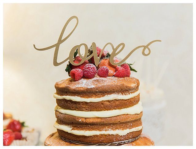 wedding cake Wisconsin