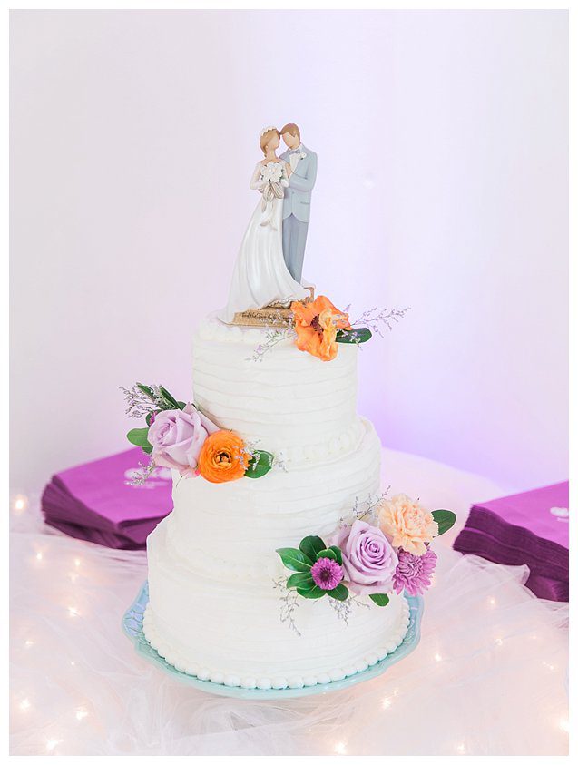rustic wedding cake wisconsin